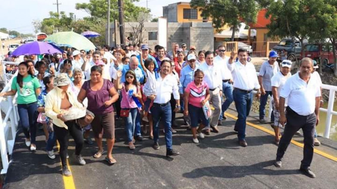 Inauguran puente vehicular “Los Españoles”