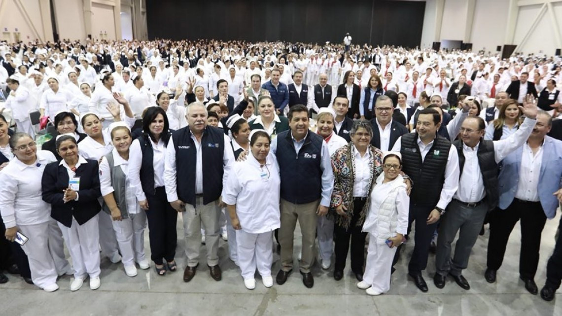 Entrega Gobernador reconocimientos a enfermeros tamaulipecos