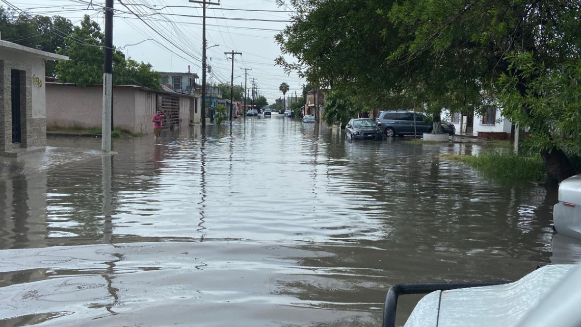 Inundaciones y caos vial en Matamoros tras fuertes lluvias