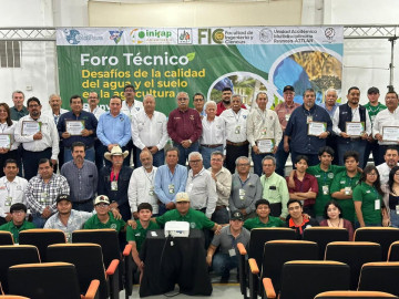  Realizan foro técnico sobre calidad del agua y suelo en la agricultura en Río Bravo