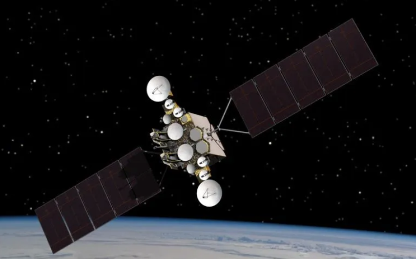 Fuerza Espacial de EUA advierte “inusual comportamiento” de satélites rusos 