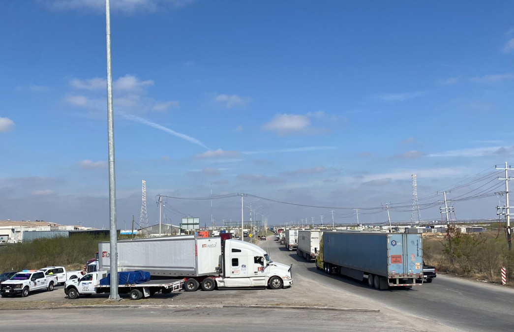 Caos en el Puente del Comercio Mundial