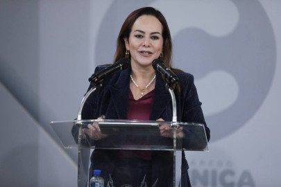 Destaca alcaldesa Carmen Lilia Canturosas liderazgo de aduana de Nuevo Laredo