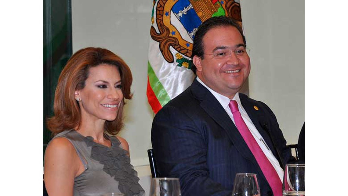 "Si merezco abundancia", el mantra de Karime Macías