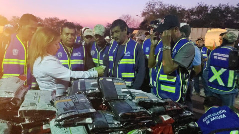 Equipa Xico a personal de limpieza pública