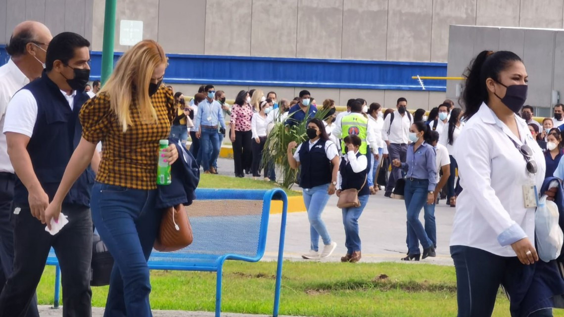 Se activa alarma de incendio y evacuan la Torre Bicentenario