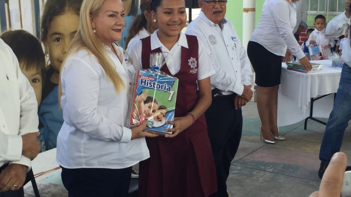 Turnos matutino y vespertino arrancan en el nuevo ciclo escolar.
