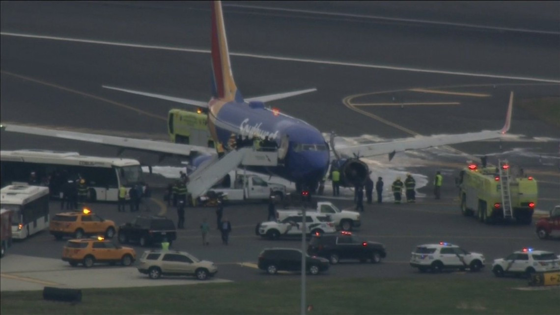 Avión de Southwest aterriza de emergencia en Filadelfia