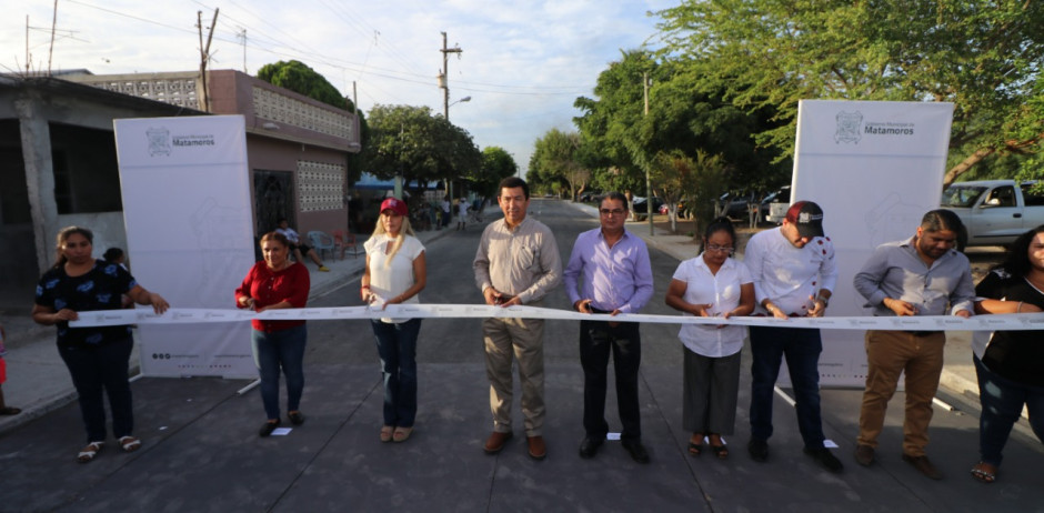 Agradecen vecinos al alcalde Mario López, por atender petición de la Campestre del Río 1