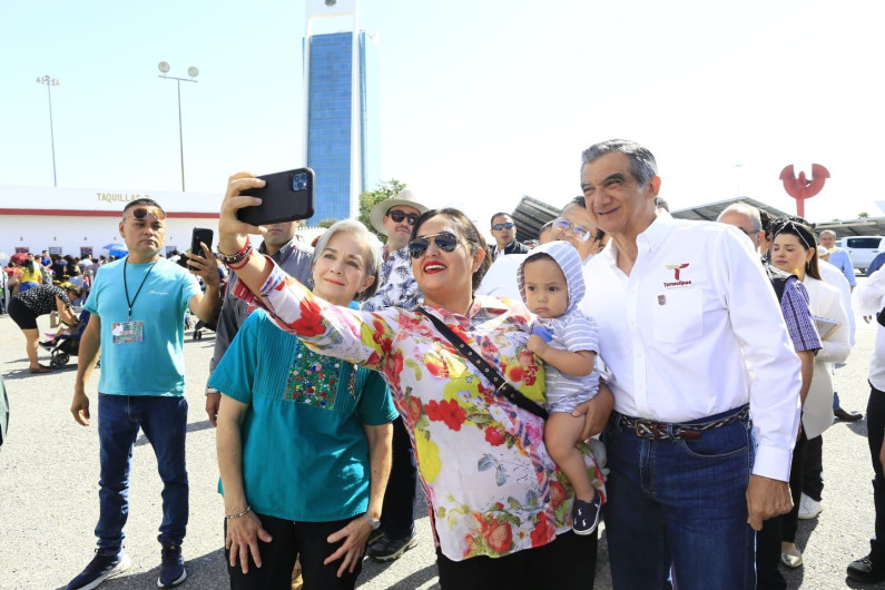 Gobernador y presidenta del DIF celebran a la gran familia tamaulipeca con DIFZANIA