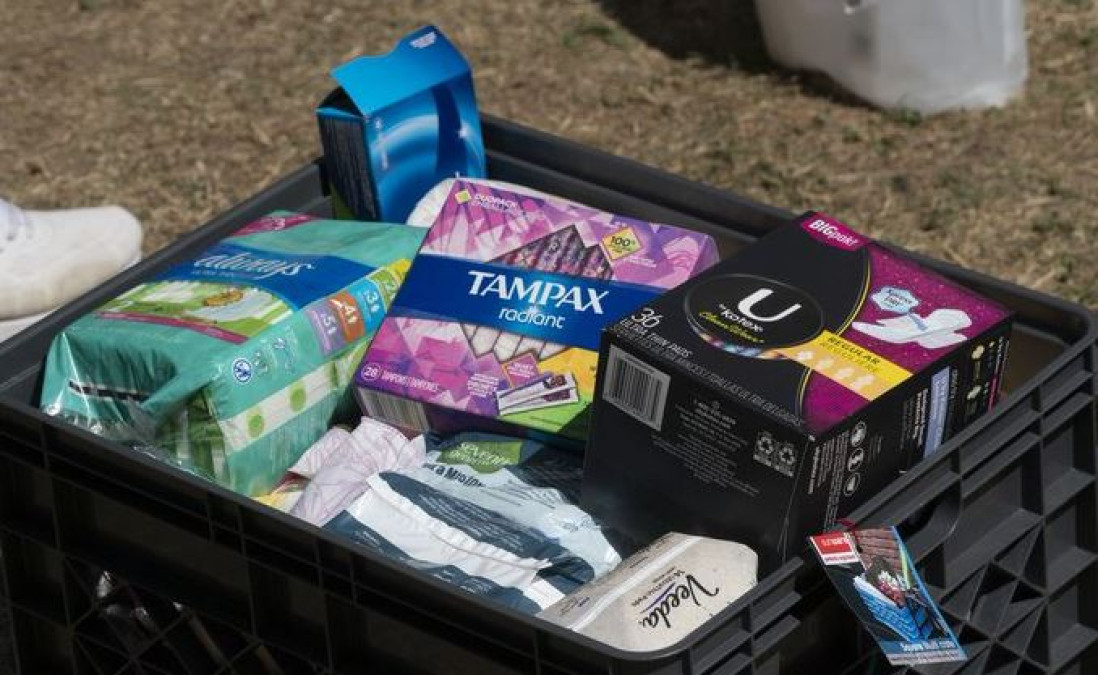 Escocia se convierte en el primer país del mundo en dar acceso gratuito y universal a tollas sanitarias y tampones