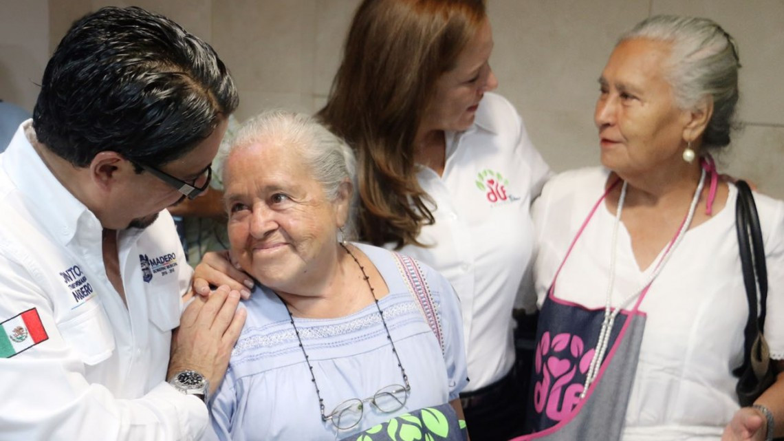 DIF Madero y Gobierno Municipal apoyan la actividad productiva de adultos mayores.