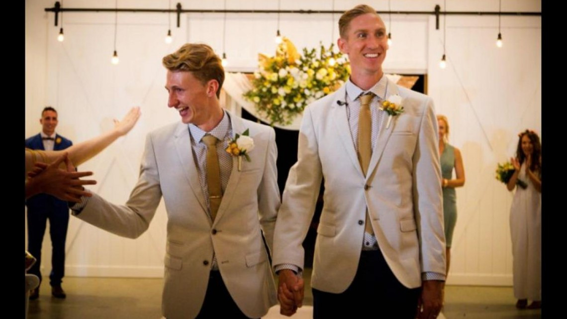 Australia celebra el primer día de matrimonios igualitarios