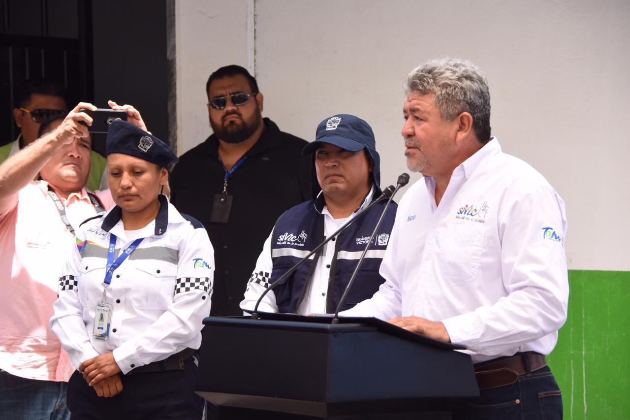 Pide alcalde a servidores públicos ser responsables