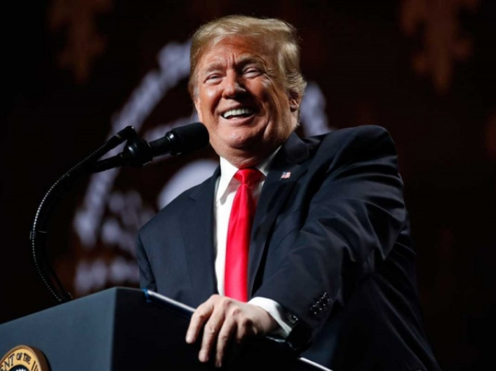 Buscan que Trump aplace discurso anual ante el Congreso