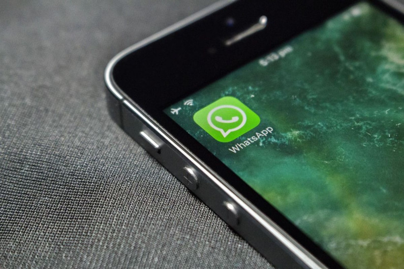 Desaparece la grabadora de voz en WhatsApp