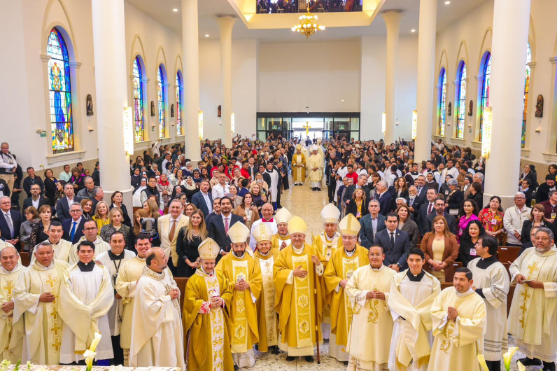 Atestiguan reynosenses elevación a Concatedral de la Parroquia de Nuestra Señora de Guadalupe