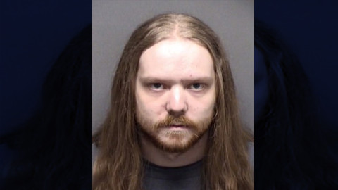 Arrestan a sujeto que enviaba mensajes amenazantes a alcalde de Texas