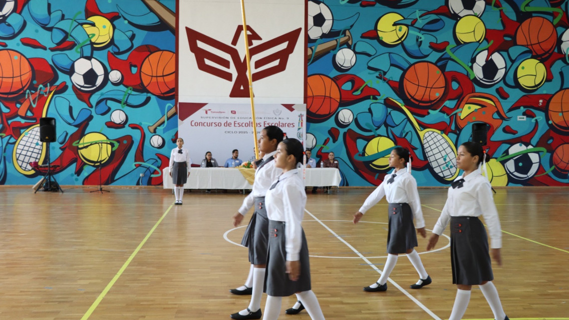 Impulsa Carlos Peña Ortiz el civismo y el talento estudiantil