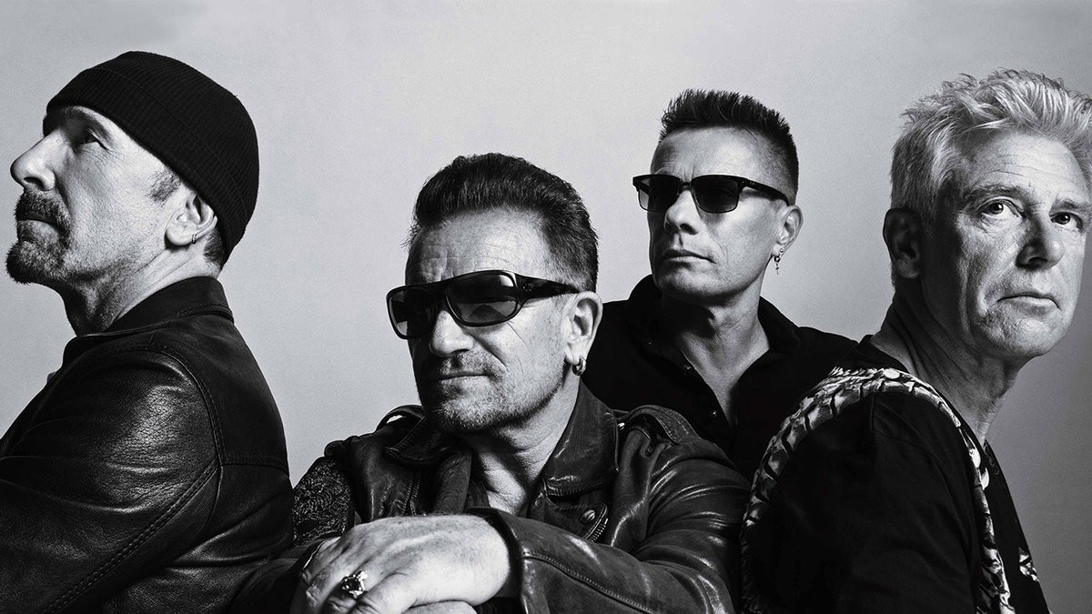 U2 presenta su nuevo sencillo 'The Blackout'