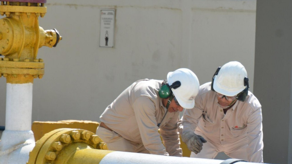 Revisarán Pemex y Petrofac ductos en Playa Miramar