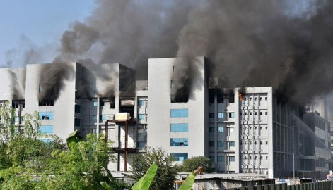  Se registra un incendio en la sede del mayor fabricante de vacunas del mundo ubicado en la India
