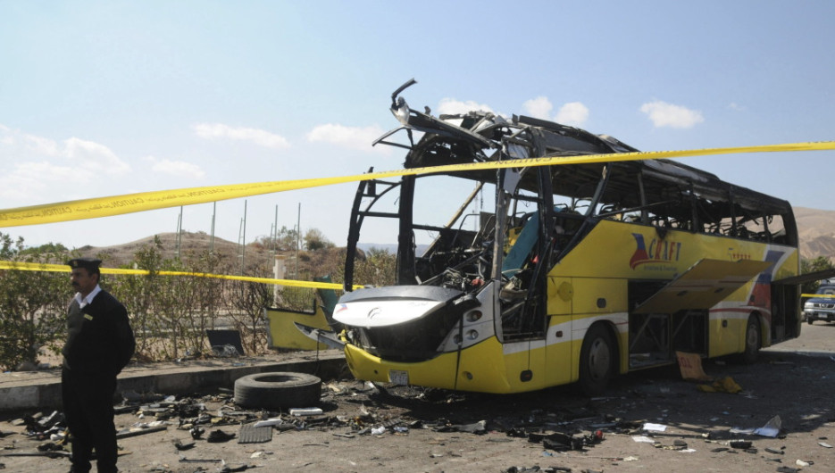 23 muertos tras ataque contra un autobús  en Egipto