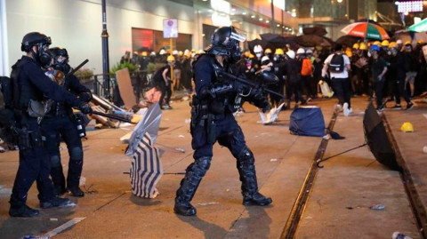 49 detenidos y 16 heridos tras manifestaciones en Hong Kong