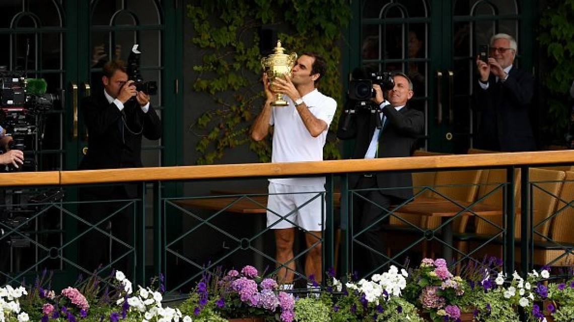 Por octava vez, Federer logra coronarse en Wimbledon