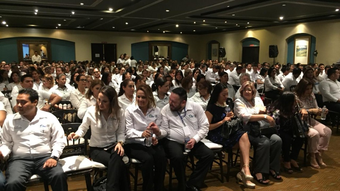 "Teachers" no reciben aumento salarial desde hace 10 años 