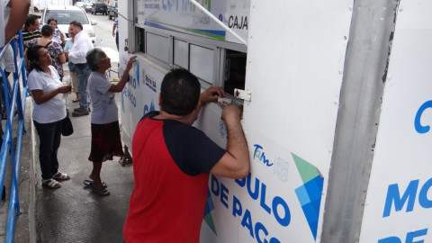 Atiende módulos de COMAPA y CIAC a colonos del sur de la ciudad