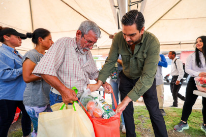 Atendió Carlos Peña Ortiz a familias vulnerables en Reynosa