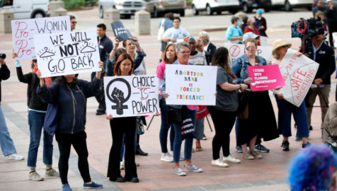 Oklahoma aprueba el veto casi total contra el aborto