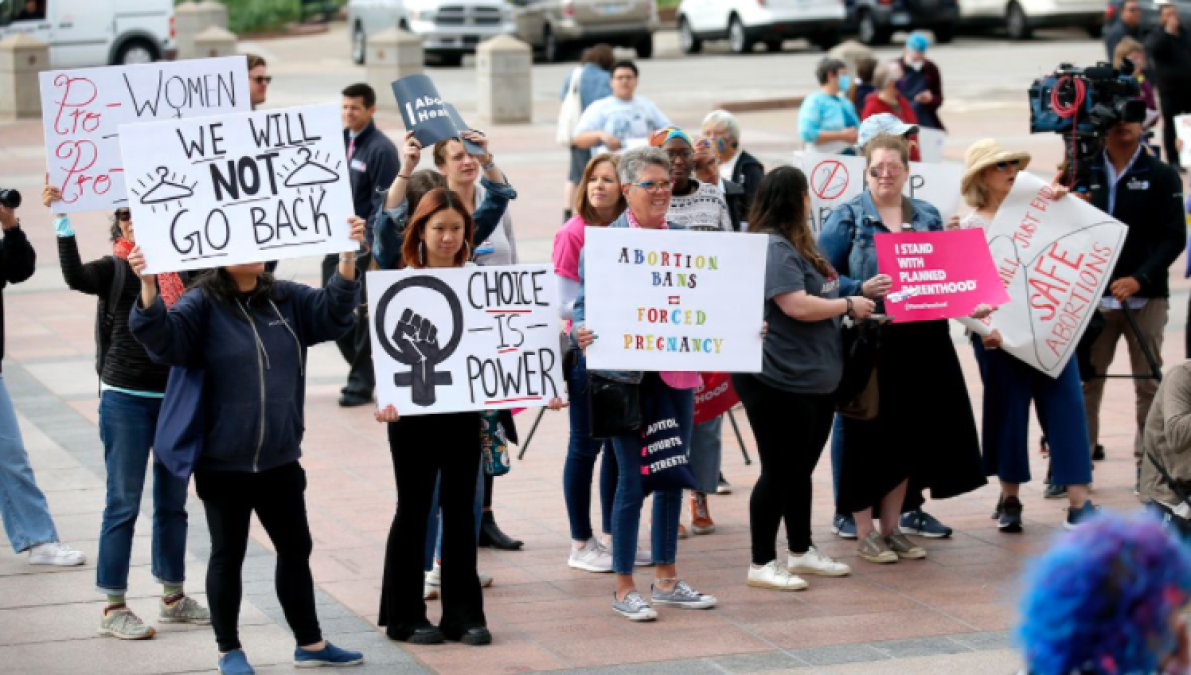 Oklahoma aprueba el veto casi total contra el aborto