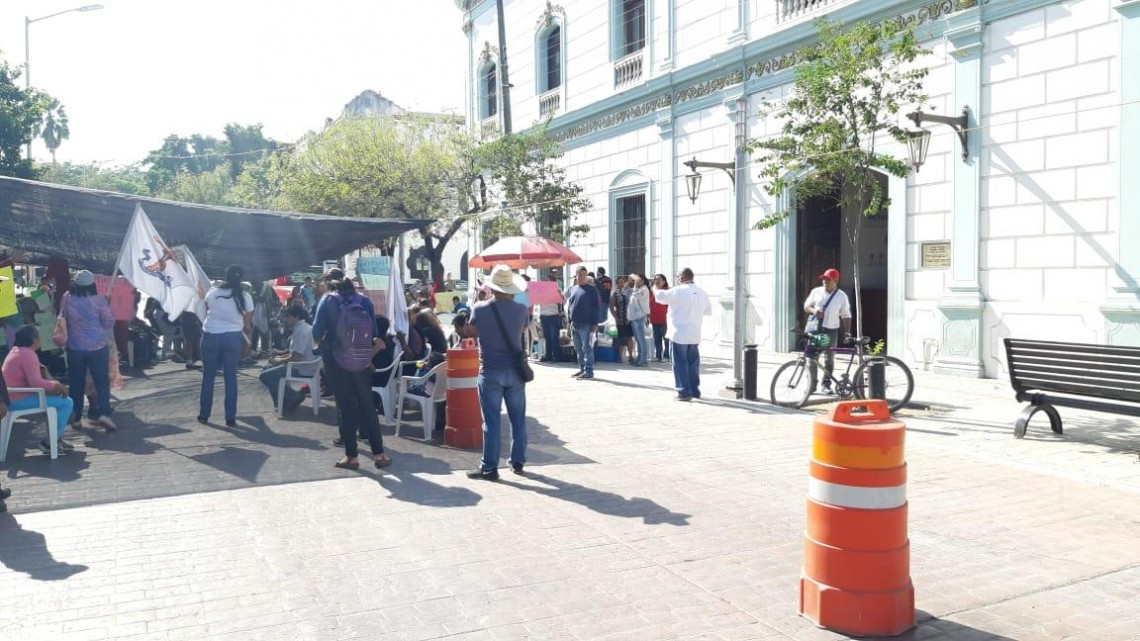 Se le plantan antorchistas a Xico