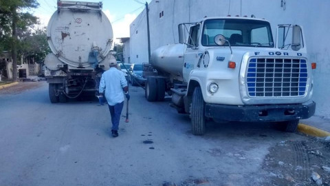 Comapa trabaja con equipo vactor