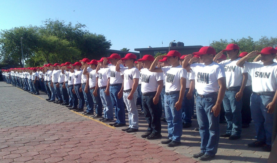 Convocan a conscriptos para la entrega de cartillas del servicio militar nacional