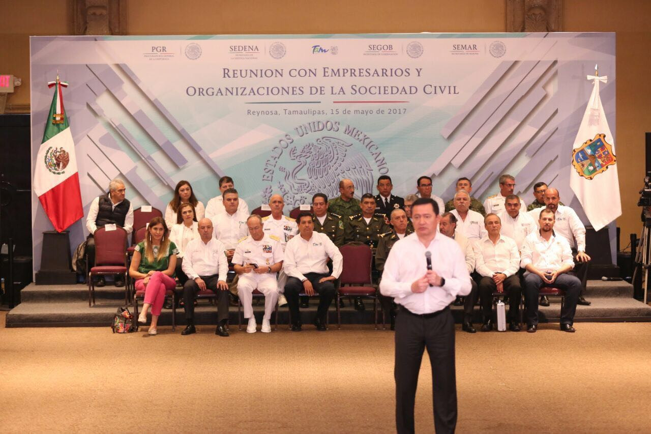 Asiste Alcaldesa a reunión de combate a la delincuencia organizada