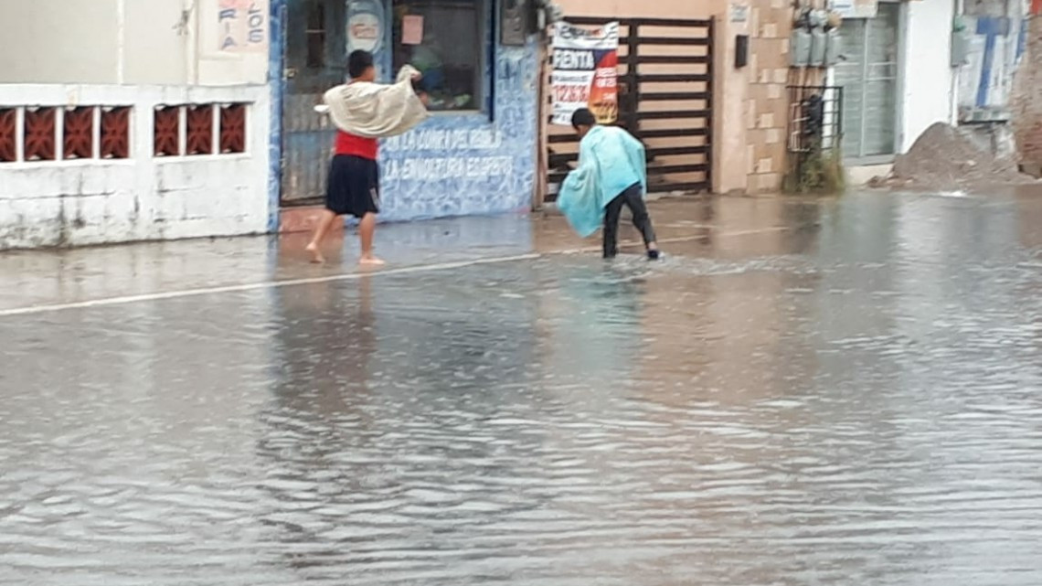  Lluvias inundan calles del sur de Tamaulipas