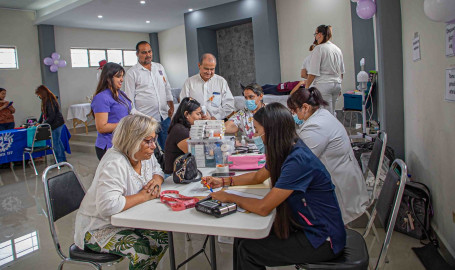 Prestan más de 300 atenciones en Feria de la Salud  de la Mujer organizada por el Gobierno de Matamoros