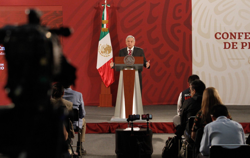 Remesas, precios del combustible, esto y más en conferencia matutina de AMLO