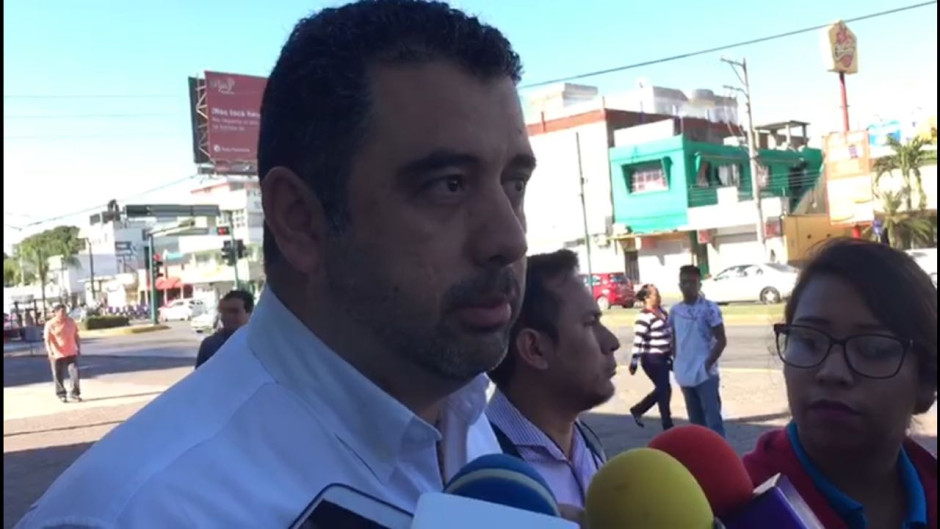 Darán de baja a 100 funcionarios públicos