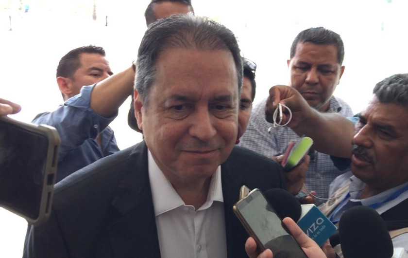 Ante suspensión de clases por falta de agua; se dotará de tinacos a escuelas