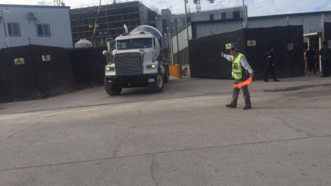 Visita gobernador construcción de nuevo consulado 