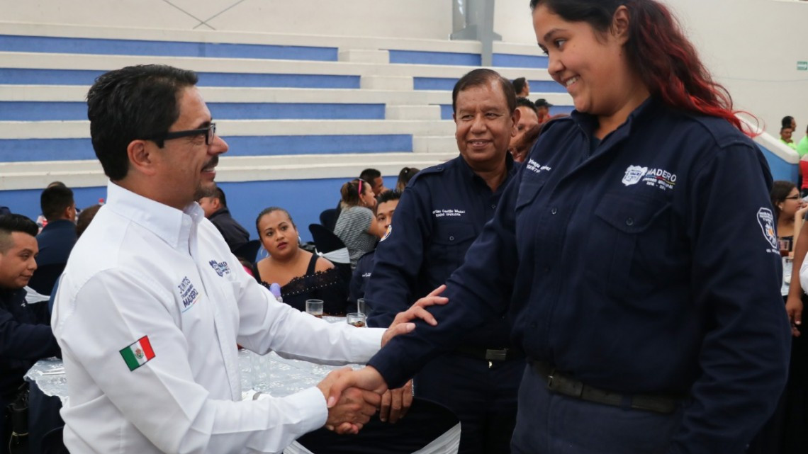 Gobierno de Ciudad Madero reconoce acciones de heroísmo y compromiso de los Bomberos