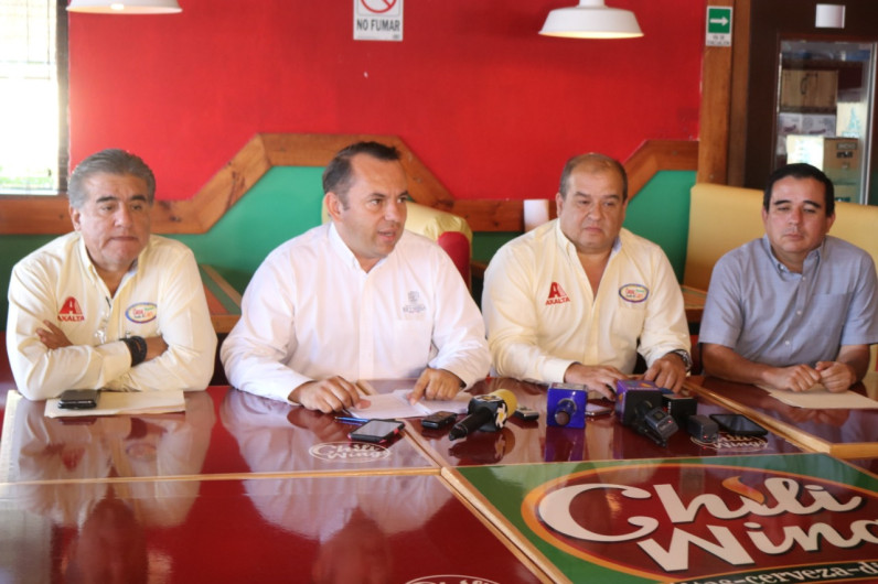 Invita Gobierno Municipal a Exhibición de Autos Clásicos y Modificados