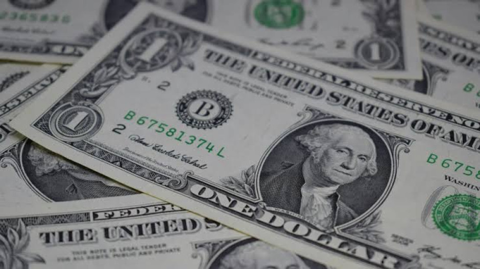 ¿Peso se desploma? Aquí el precio del dólar hoy lunes 