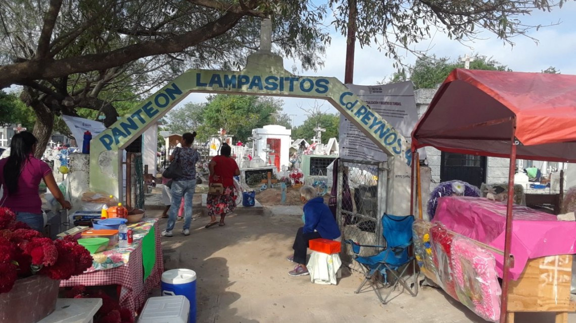 Panteones municipales limpios para visitantes