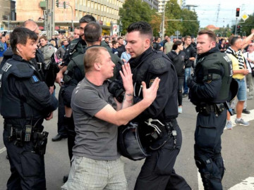 18 heridos en marcha ultraderechista en Alemania