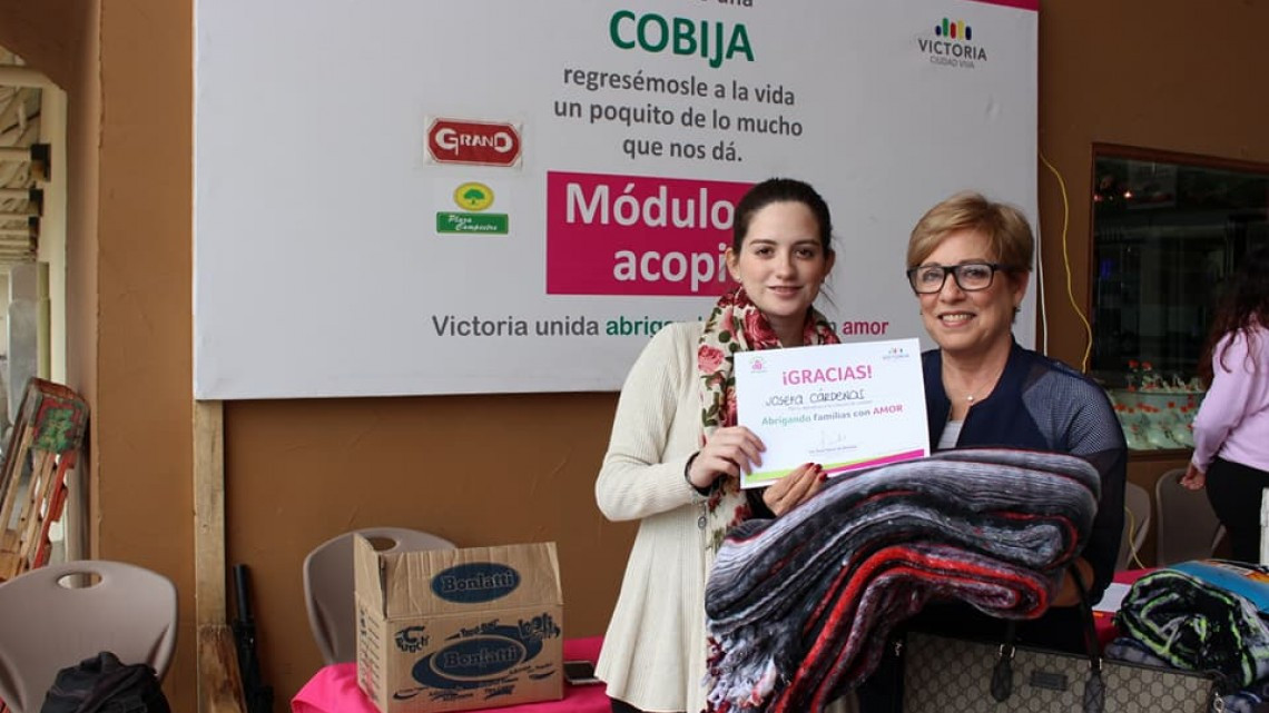 Realizan campaña "Abrigando Familias con Amor"